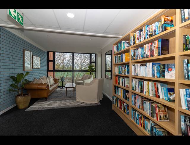 1 BEDROOM APARTMENT TO LET IN PINELANDS